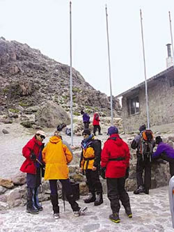 Resultado de imagen para ASCENDIENDO AL NEVADO CAYAMBE